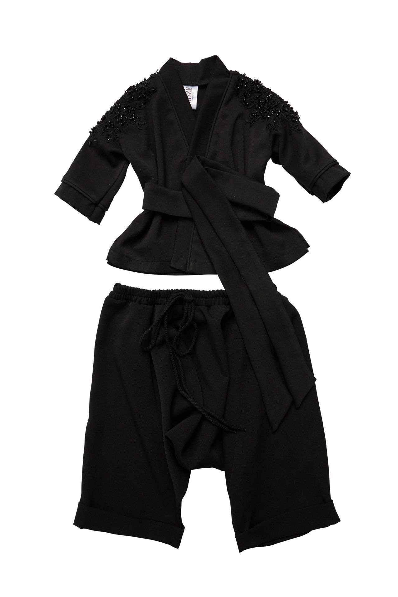 Kimono copii negru din stofa brodat manual