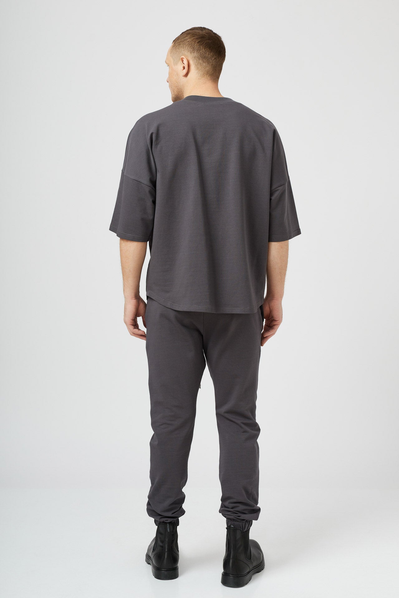 Pantalon Barbatesc Conic Gri
