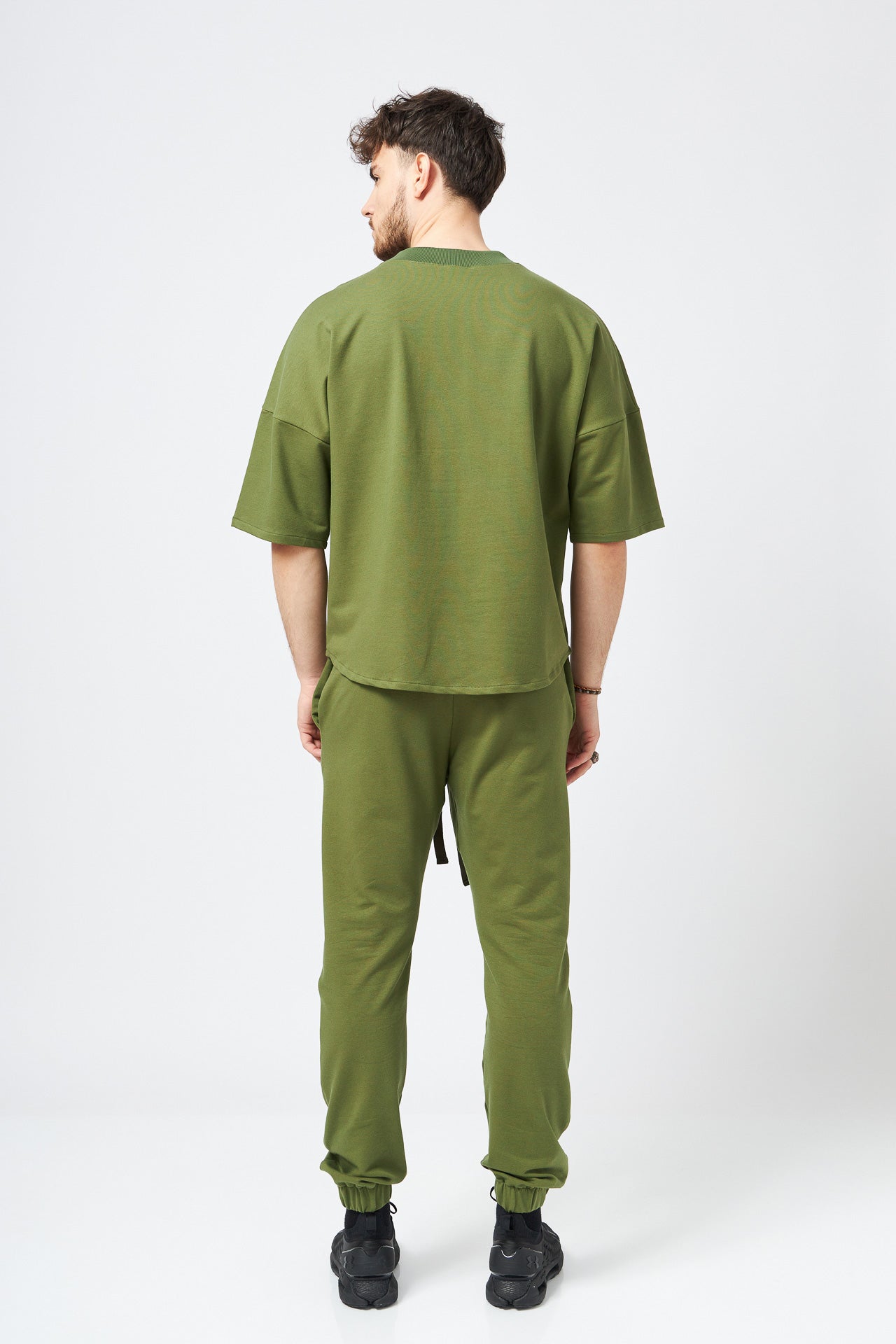 Tricou barbatesc oversized kaki