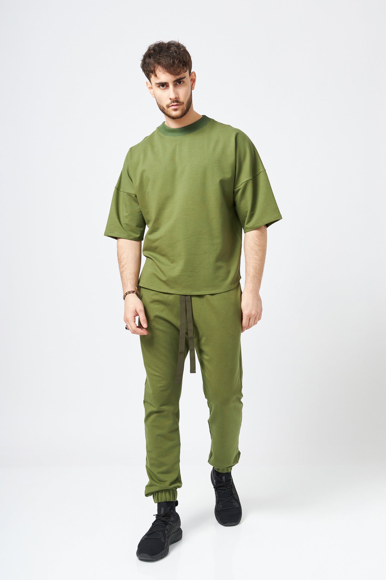 Tricou barbatesc oversized kaki